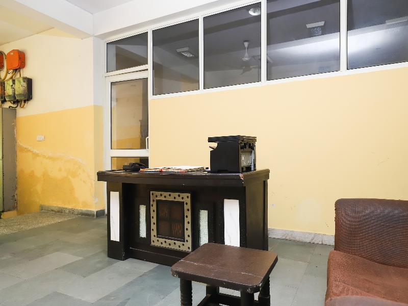 Oyo 28126 Charanpahari Hotel New Delhi Luaran gambar